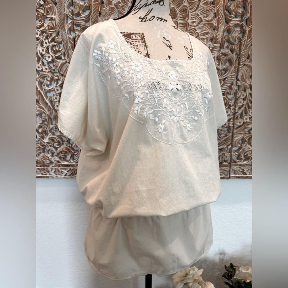 Memory Cream w/White Floral Embroidery 100% Cotton Cinched Waist Blouse- size L - Picture 3 of 14